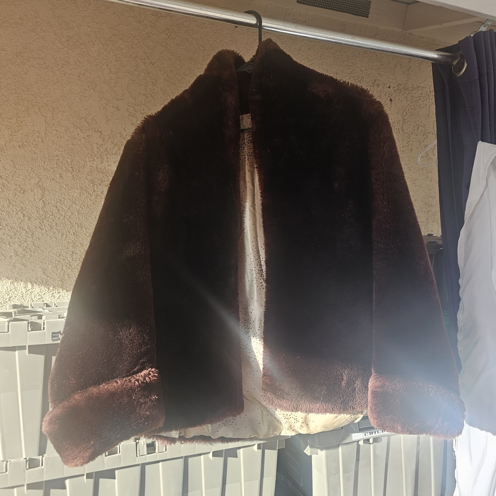 Luxurious Faux Fur Jacket in Rich Brown